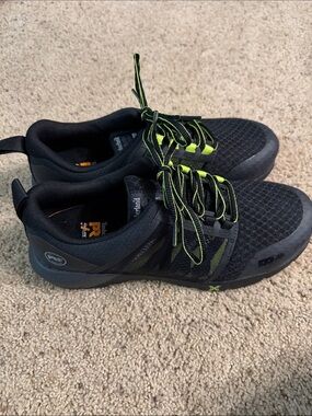 Men's Timberland Black Athletic Shoes with Lime Accents size 9.5